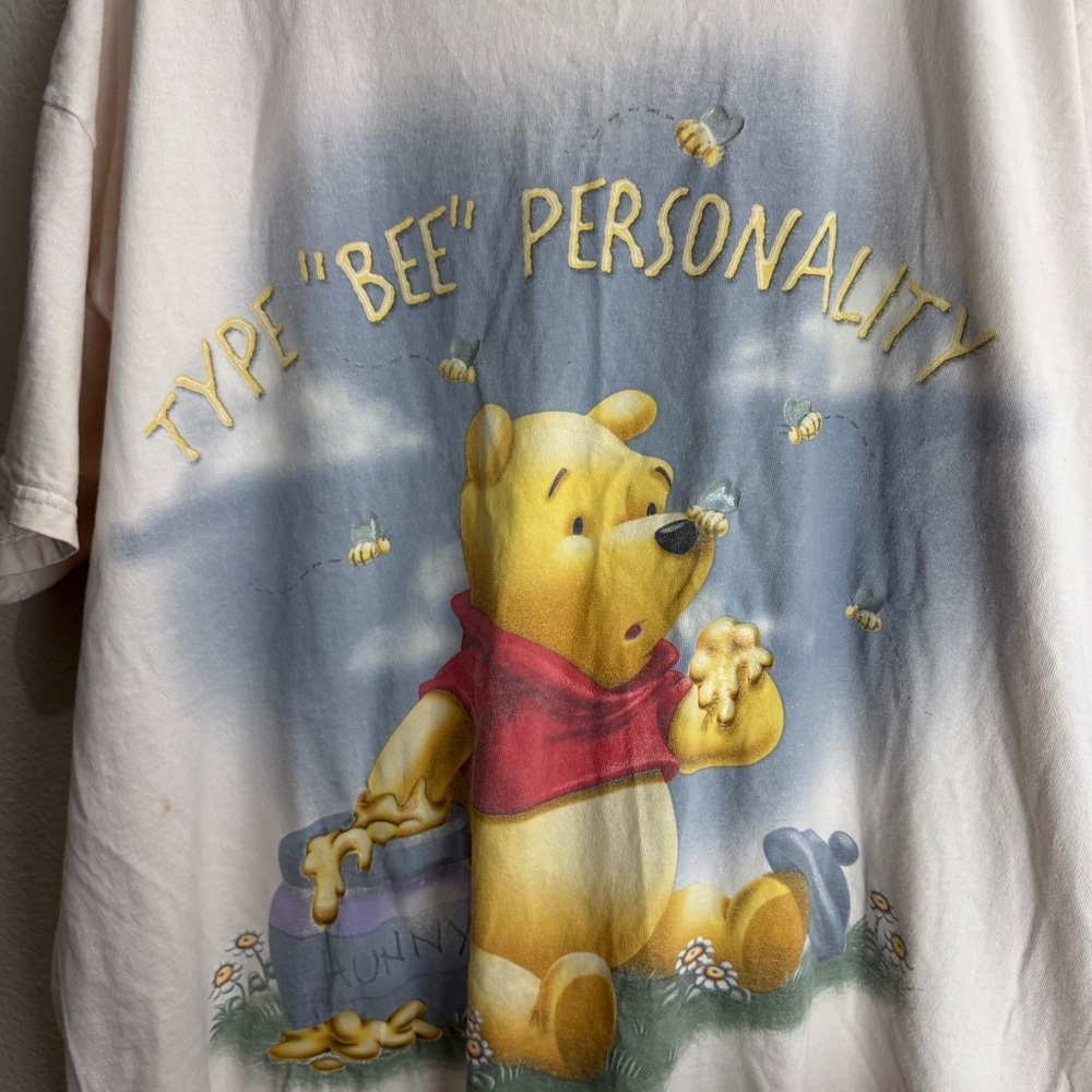 Winnie The Pooh Disney Store Type Bee Personality Vintage Shirt One Size - Picture 2 of 8